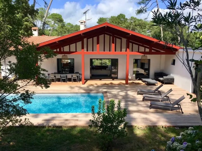 Villa Hossegor, 290m2, 12 Couchages, Piscine - Image 1