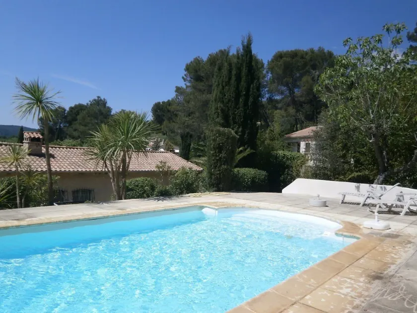 Beautiful property located in a private domain with indoor and outdoor pool. - Image 1