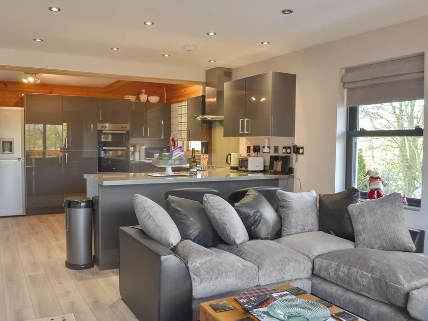 4 bedroom accommodation in Munsley, near Ledbury - Image 1