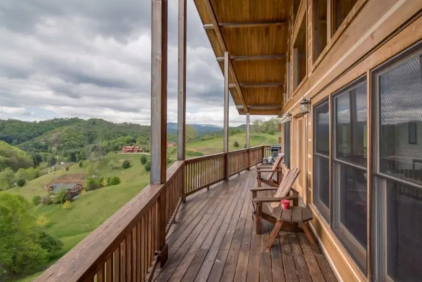 Blue Moon Lodge, Smukke udsigt, 10 minutter fra Boone! - Image 1