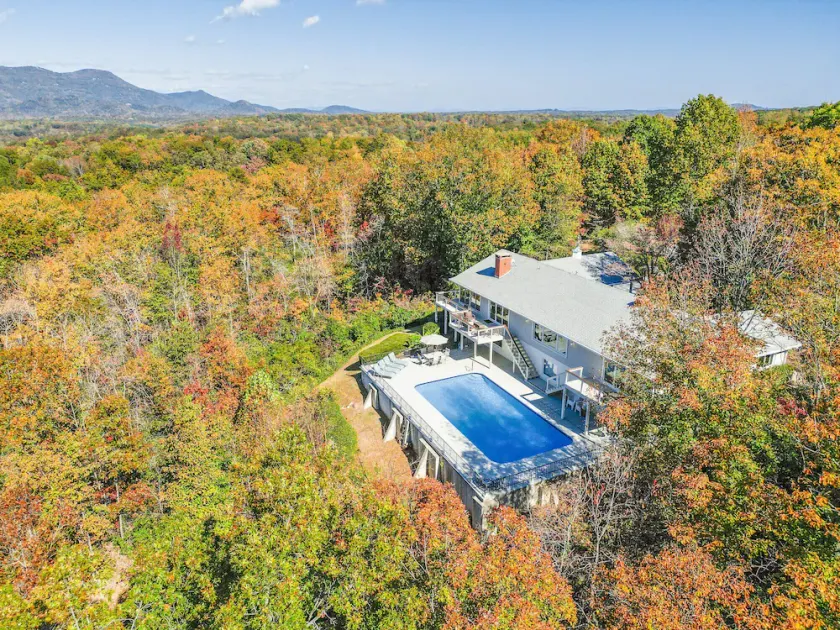 Amazing Views - Heated Pool - Hot Tub - Game Room - Enjoy! - Image 1
