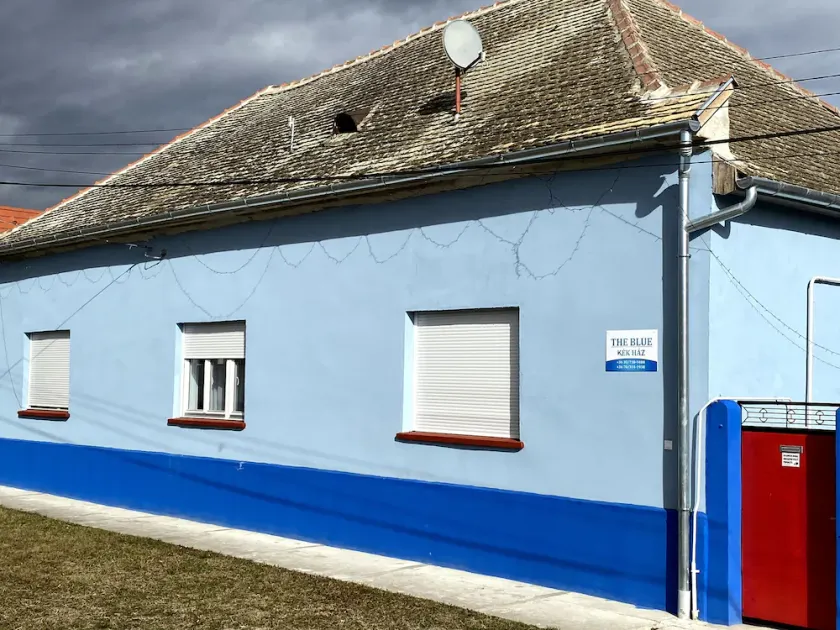 THE BLUE, guest house in southern Hungary - Image 1