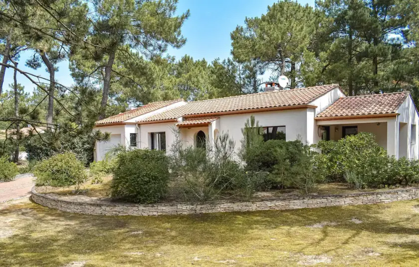2 Bedroom Stunning Home In La Faute Sur Mer - Image 1