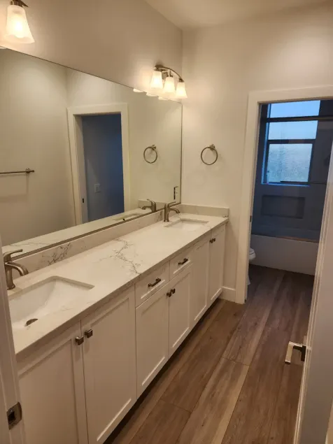 Madison's Place<br>Cozy & Comfortable Modern Home - Image 1