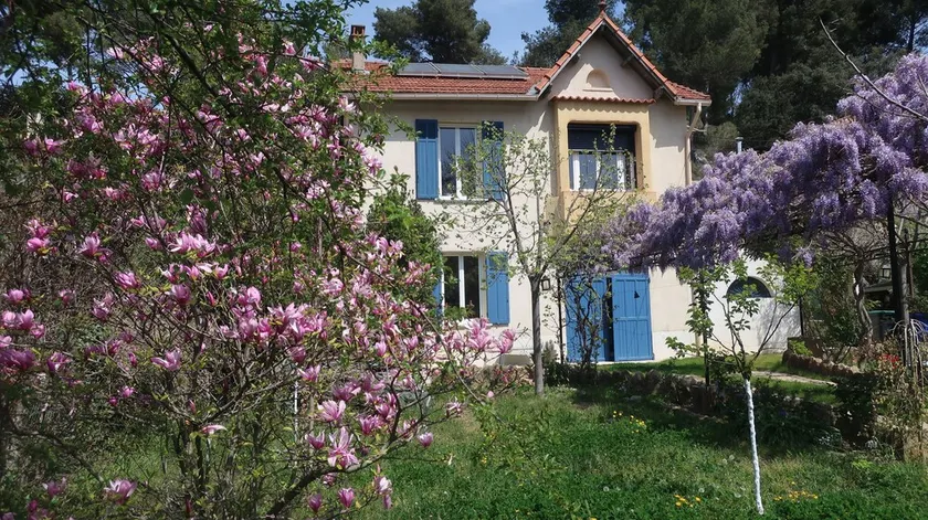Uafhængig lejlighed med have i Provence nær Casamance - Image 1