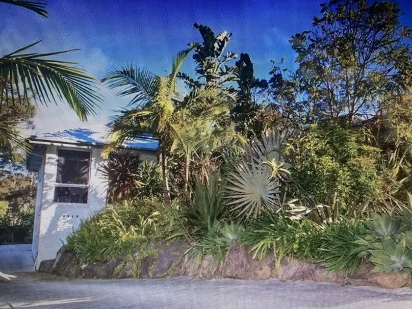 Light & Breezy Family Home only 10min walk to glorious beaches! - Image 1