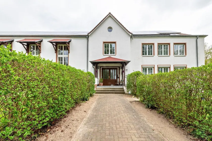 \"La casa vicino allo stagno\" per 20 persone, con giardino, Wi-Fi e stagno - Image 1