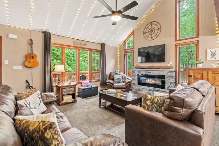 Poconos Escape w/ Game Room, Poker Loft, Fire Pit + Spacious Deck - Image 1