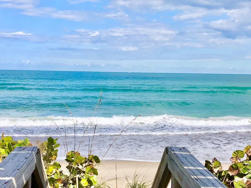 Melbourne Beach Beachfront, Oceanfront nearly secluded Beach Unit A - Image 1