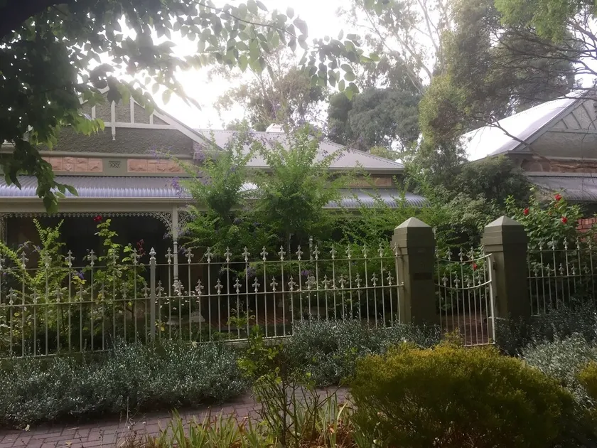 Luxury B@B  in historic  quiet leafy  suburb  2km from Adelaide CBD  - Image 1