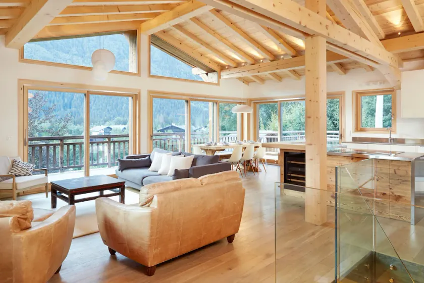 Best View of Mont Blanc in Chamonix - Scenic Sauna / Outdoor Jacuzzi - 5* Luxury - Image 1