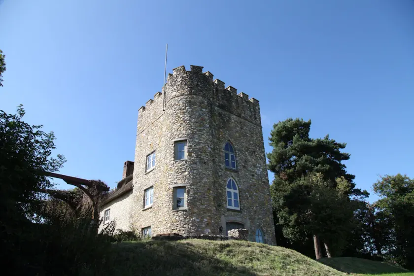 GOTHIC FOLLY, Sleeps 16, Indoor Heated Pool, Hot Tub, Jurassic Coast East Devon - Image 1