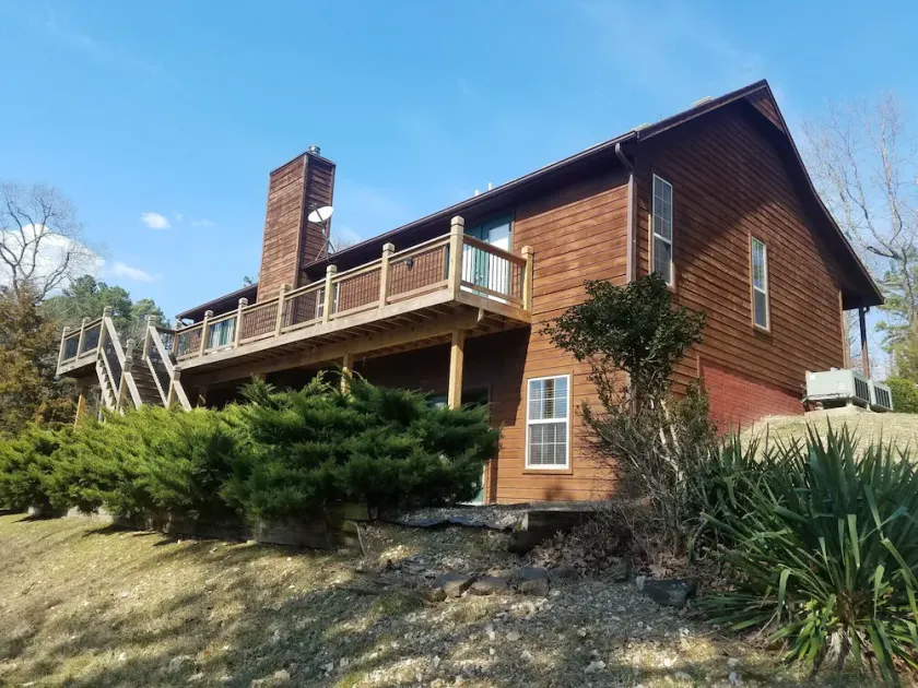Bonnie & Clydes-2 Homes, Wooded and Private; Located on 2 acres - Image 1