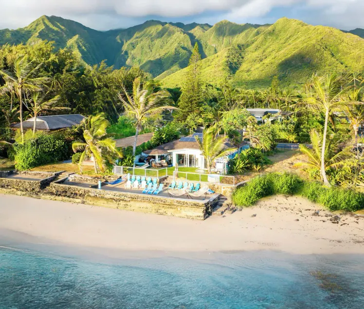 Only Estate w/PrivateBeach|3Spas|THTR|JurassicPark|#1 Rental in Hawaii|3 beachfront Jacuzzis|90-inch Theater Room - Image 1
