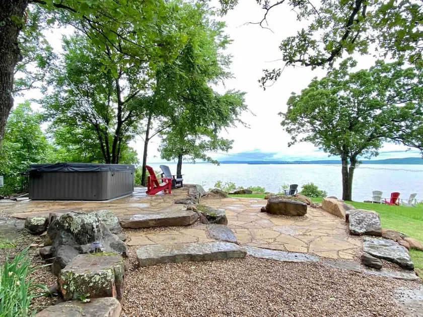 Jewell of Eufaula! Lake view, hot tub, & fire pit! - Image 1