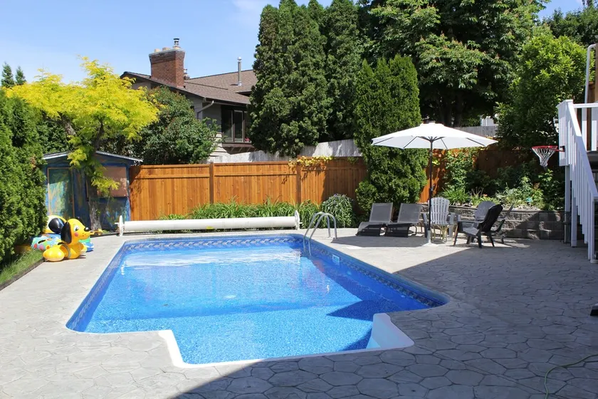 Hot Tub, POOL, near KVR, downtown and lake ,spacious house - Image 1
