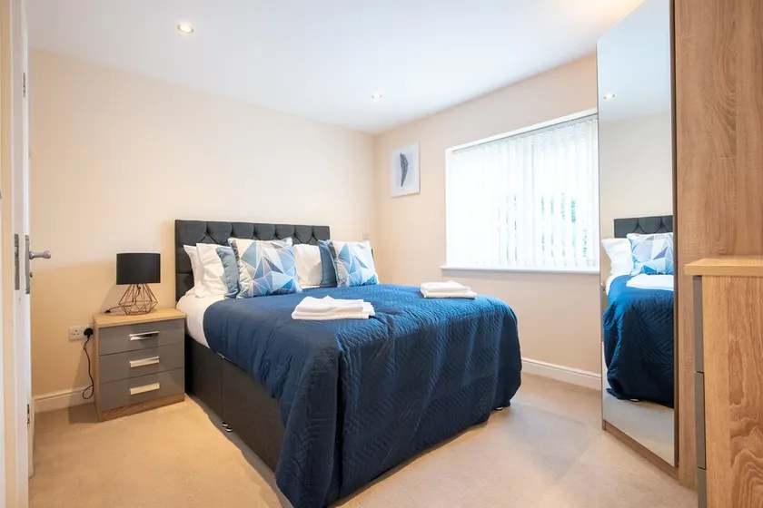Apartment 9 - Image 1