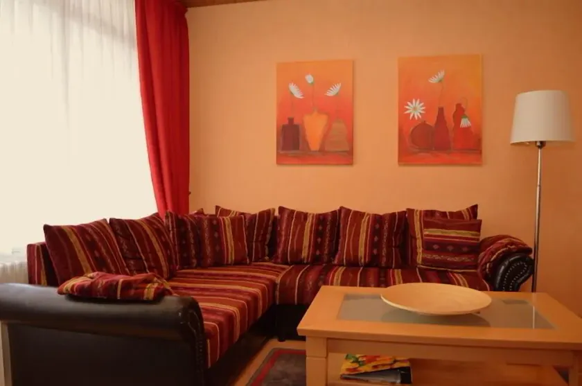 Family-friendly vacation apartment - still available during school vacations. - Image 1