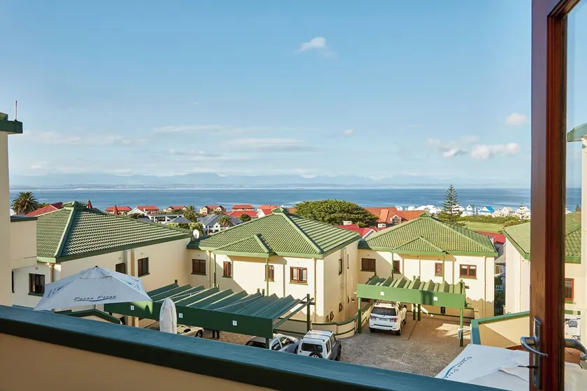 First Group Perna Perna Mossel Bay - Image 1