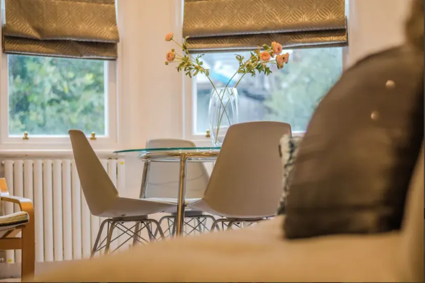 Brondesbury Apartments - Image 1