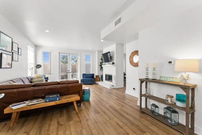 San Clemente Beach House -Military/911/RN Discount - Image 1