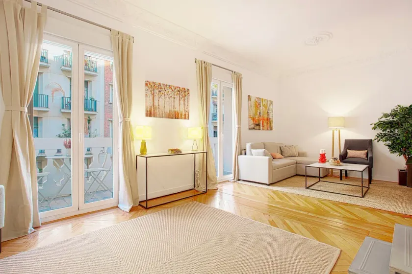 Unique Apartment in Most Exclusively Area. Chamberí - Image 1