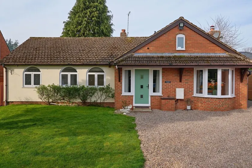 Kingfisher Cottage  -  Luxury Cottages - Image 1