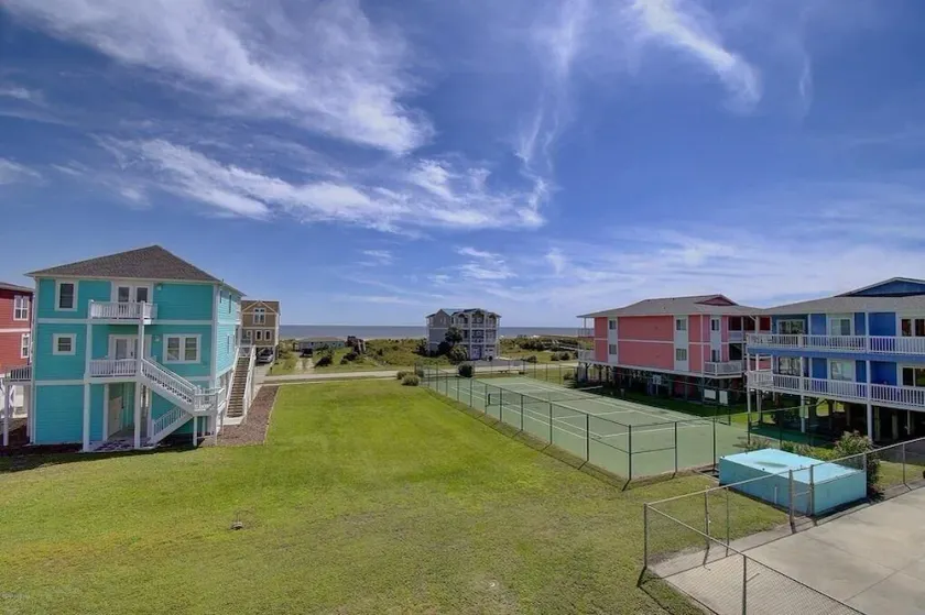 The Skipper 2 Bedroom Condo by RedAwning - Image 1
