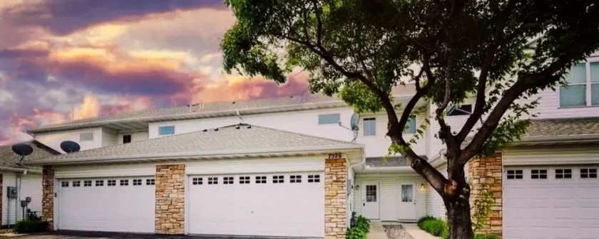Oakdale Oasis- Close to Everything! - Image 1