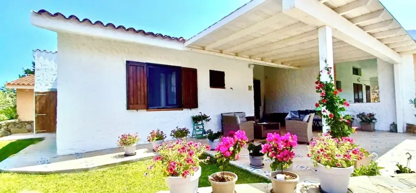Charming cottage (with private garden) few steps from the beach - Image 1