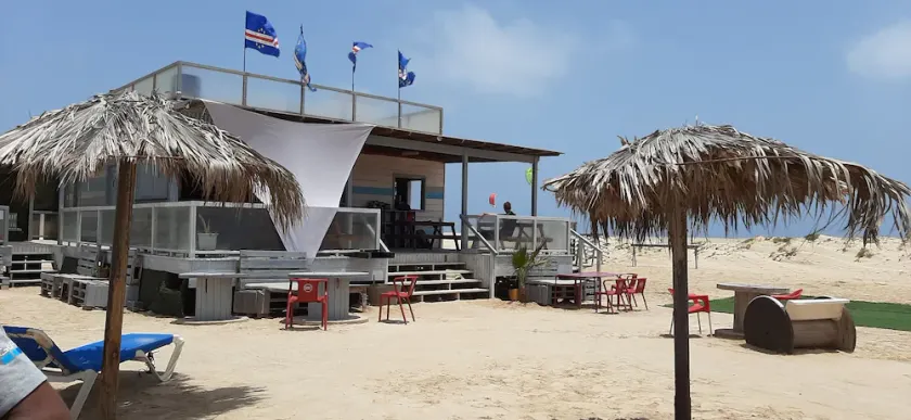 Atlantic Sal Hostel - Image 1