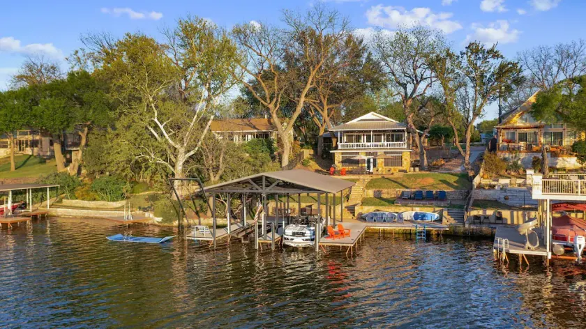 Private Boat Slip| Lakefront | Putting Green | Firepit - Image 1