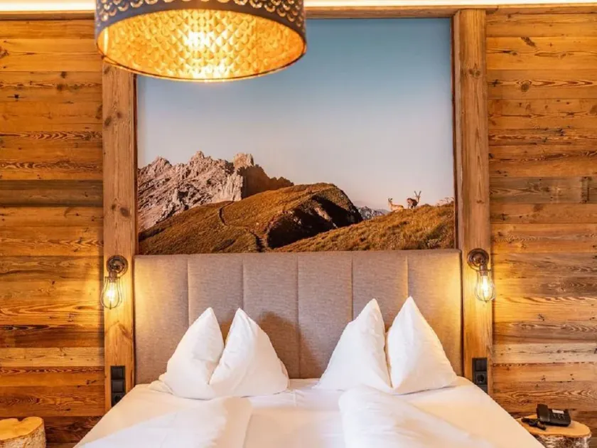 Standard Double Room - Pehab Hotel - Image 1