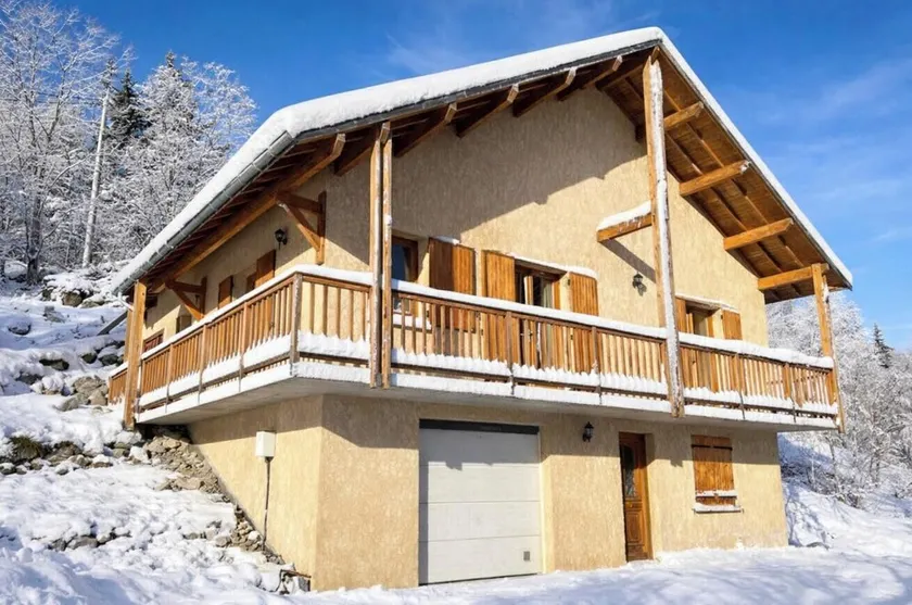 Joli triplex avec jardin et vue - Image 1