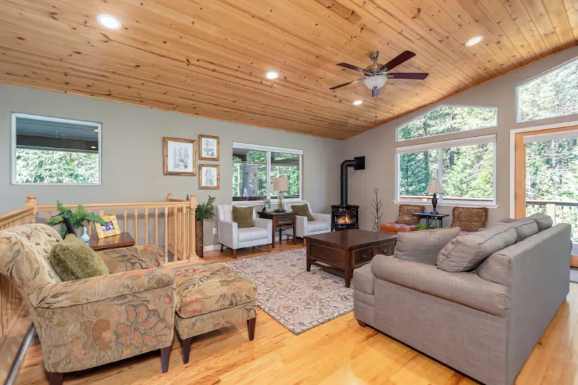 WALK TO LAKEMONT PINES LAKE AND ARNOLD RIM TRAIL W/AIR CONDITIONING - Image 1