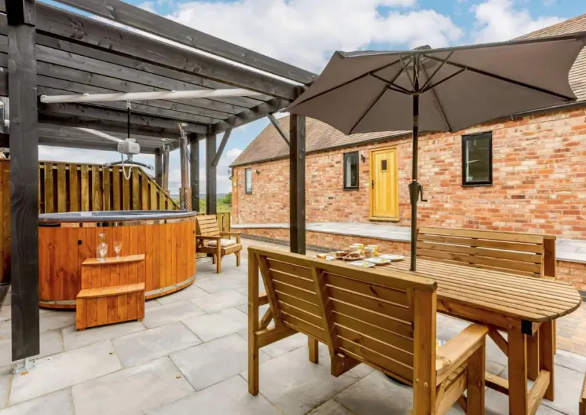 Fully Accessible-Disabled Adapted-Hot Tub-Pets - Image 1