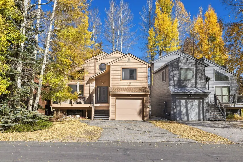 Lovely 3 bedroom Mountain side home with Den! Easy access to bike bath and only 5 blocks to Main Street, Frisco. - Image 1