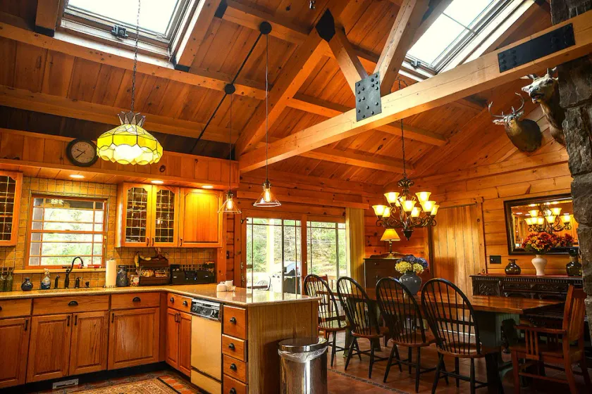 STUNNING LOG HOME Colgate Lake!!!! Kayaks & SUP Included! Very Private! - Image 1