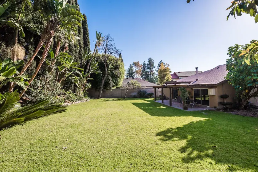Grande valeur !! Maison avec grand jardin tropical! - Image 1