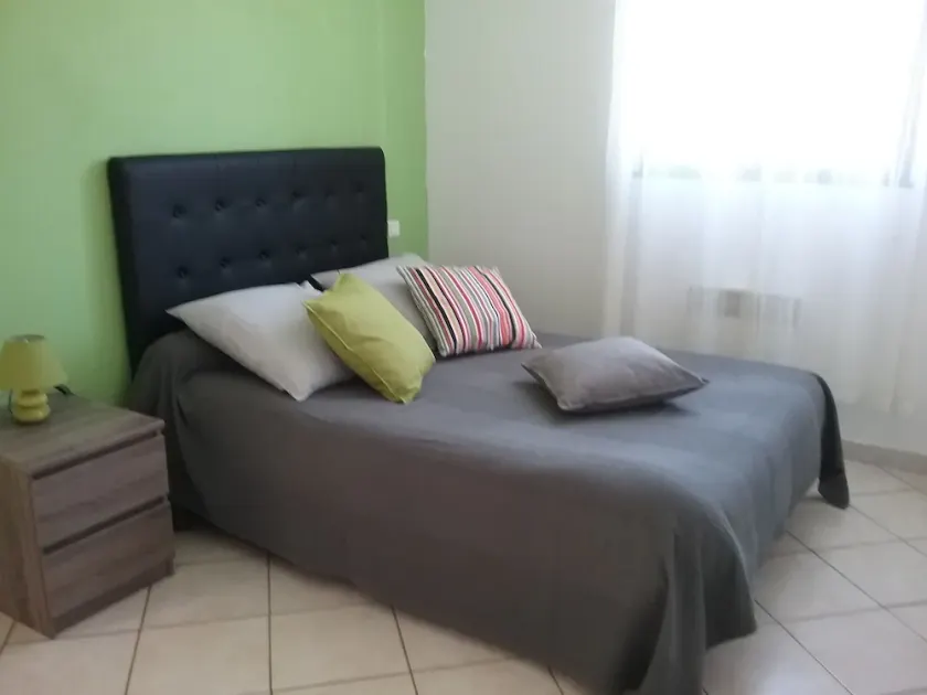 Renoveret lejlighed på 35m2 mellem Bastia og Porto-Vecchio - Image 1