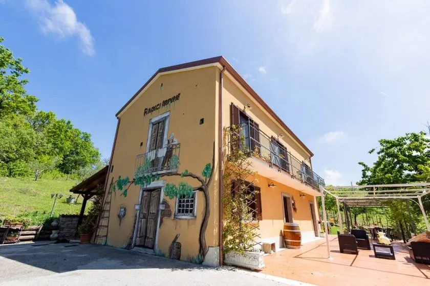 Agriturismo in Borgo Medievale in Irpinia - Image 1