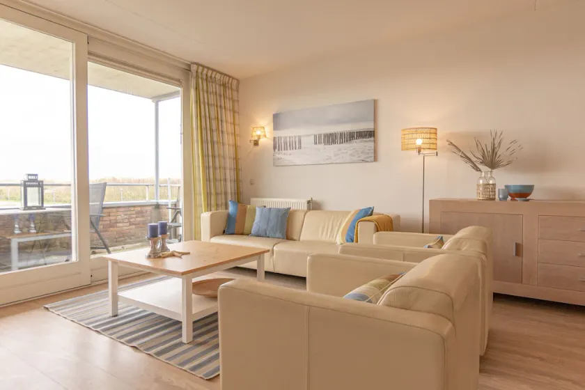 Luxurious vacation apartments right by the sea on the most beautiful beach in North Holland - Image 1