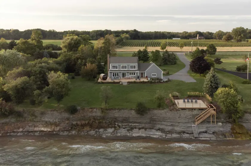 The Hull House - Lake Ontario Waterfront w Sauna ST-2020-0099 - Image 1