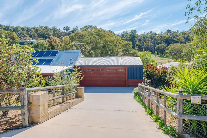 Sola Gratia Country Stay - Swan Valley Farm Stay - Image 1