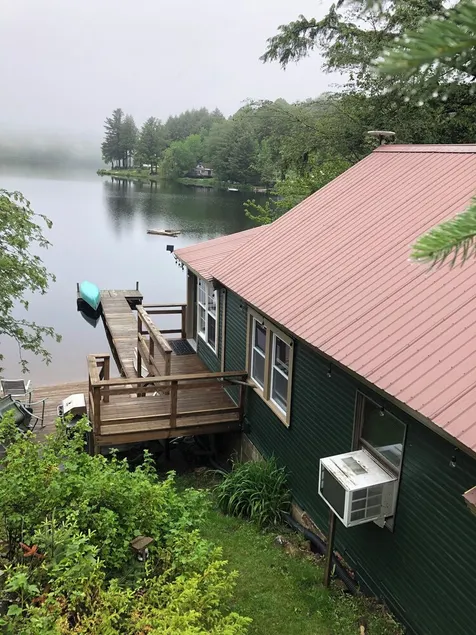 Ava er Lakeside Cottage, Lakeview Cozy Cottage - Image 1