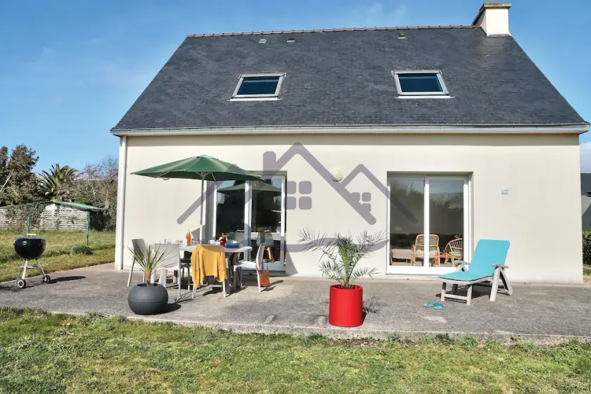 Family house with large garden - 10 persons version - Image 1