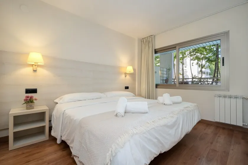Apartment 'Salou - 111' with Shared Pool, Wi-Fi and Air Conditioning - Image 1