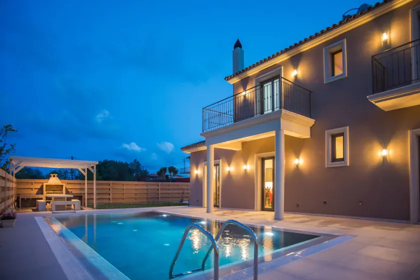 3 Bedroom Villa - Private Pool - Ideal For Families - Image 1