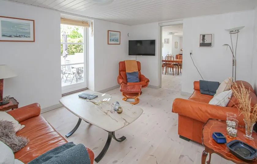 1 Bedroom Stunning Apartment In Samsø - Image 1