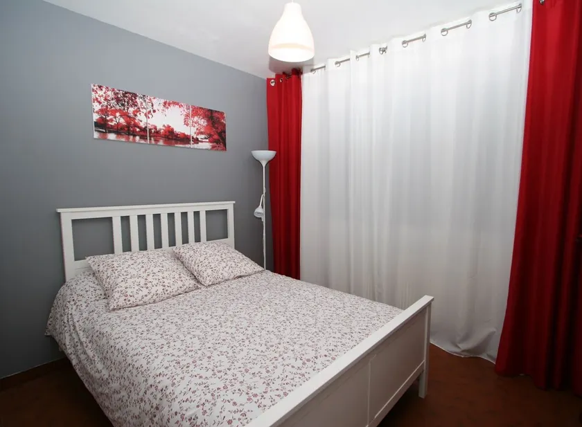 DEN VIRGILE SUPERB STUDIO ANNECY - Image 1